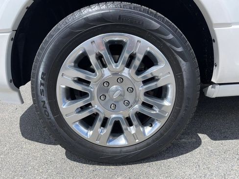 Used 2013 Ford Expedition EL Limited RWD image 39