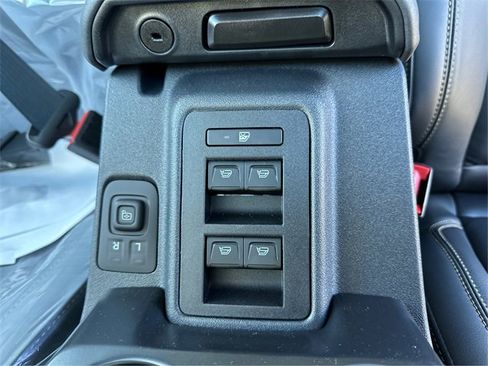 New 2025 Ford Bronco Badlands image 26