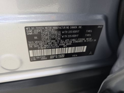 Used 2025 Toyota RAV4 XLE w/ Convenience Package FWD image 15