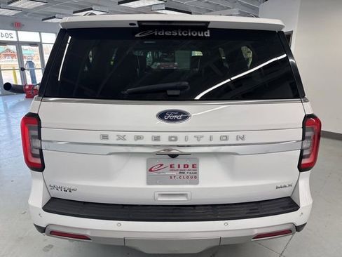 Used 2023 Ford Expedition Max Limited image 9