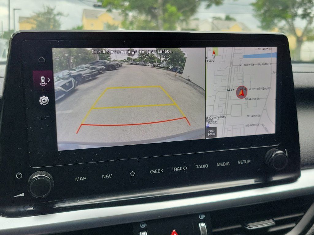 Certified 2022 Kia Forte GT-Line FWD image 21