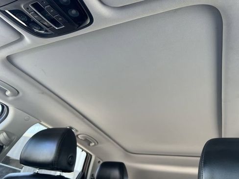 Used 2019 Kia Sorento EX w/ EX Touring Package FWD image 18