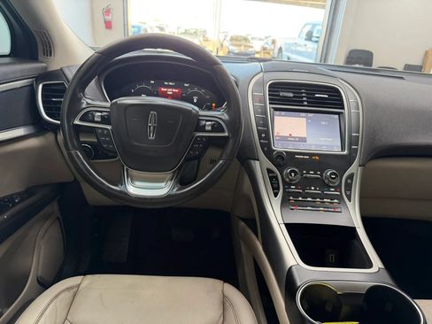 Used 2020 Lincoln Nautilus FWD w/ Equipment Group 101A image 20