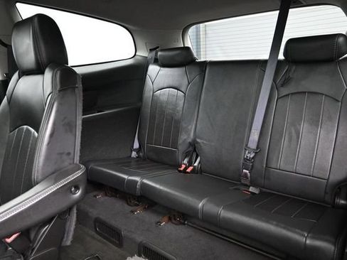 Used 2013 Buick Enclave Leather AWD/4WD image 20