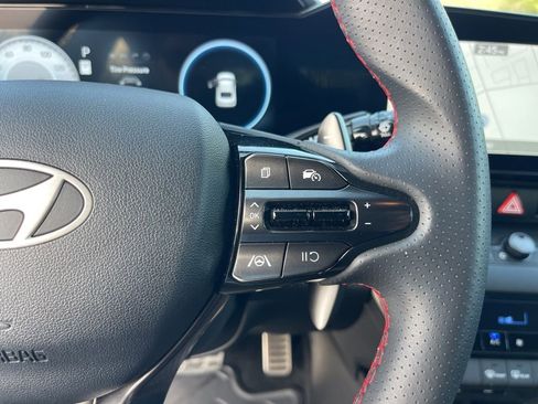 Certified 2025 Hyundai Elantra N Line image 18