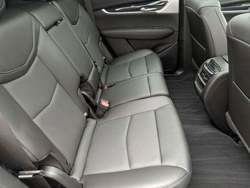 Certified 2023 Cadillac XT5 Premium Luxury w/ Technology Package AWD/4WD image 26