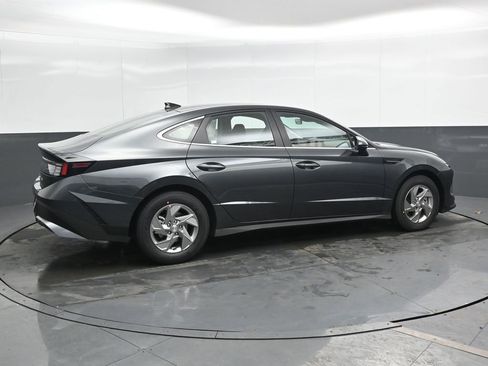 New 2026 Hyundai Sonata SE FWD image 2