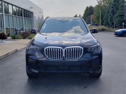 New 2026 BMW X5 xDrive40i w/ M Sport Package image 2