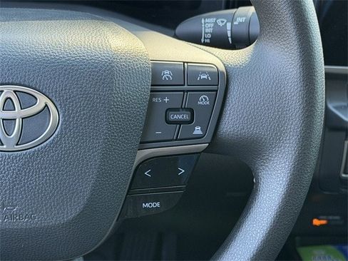 Used 2026 Toyota Camry LE image 15