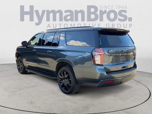 Used 2021 Chevrolet Suburban RST AWD/4WD image 5