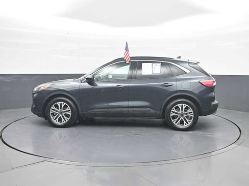 Certified 2022 Ford Escape SEL w/ Technology Package AWD/4WD image 5