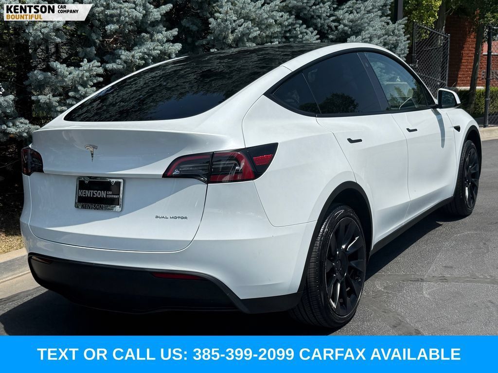 Used 2023 Tesla Model Y Long Range AWD/4WD image 9