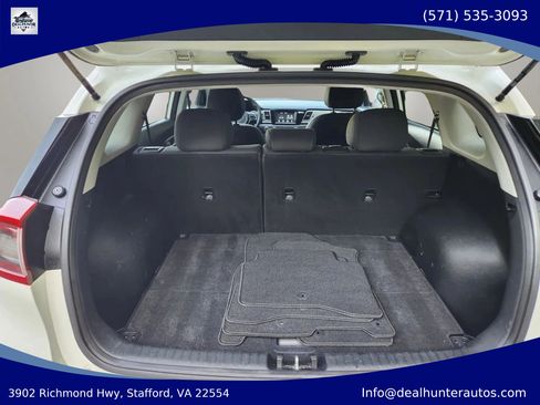 Used 2018 Kia Niro LX FWD image 13