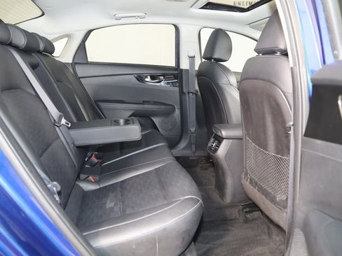 Used 2021 Kia Forte EX image 14