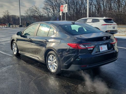 Certified 2025 Toyota Camry LE image 4