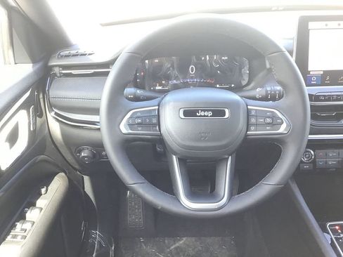 New 2025 Jeep Compass Limited w/ High Altitude Package image 13