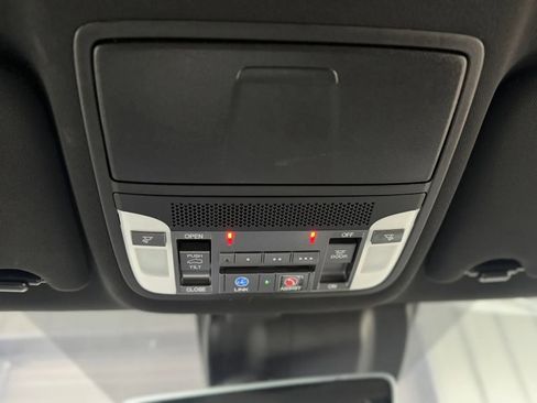 Used 2020 Acura MDX A-Spec image 38