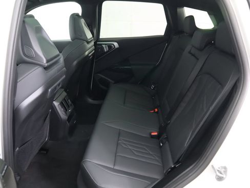 Certified 2026 BMW X3 xDrive30i w/ Premium Package AWD/4WD image 23