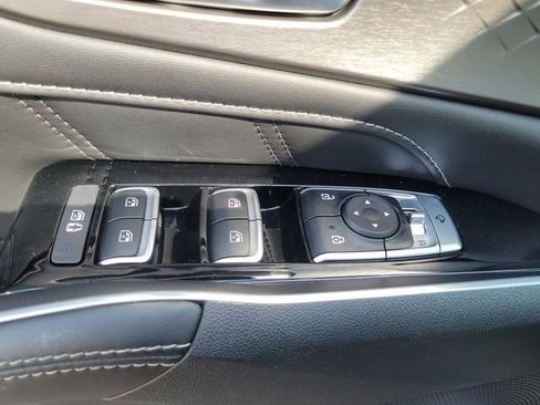 Used 2023 Kia Sorento SX AWD/4WD image 24