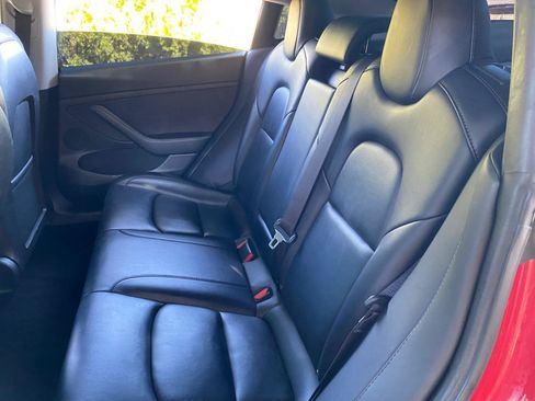 Used 2022 Tesla Model 3 RWD image 33