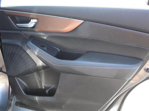 Used 2022 Acura MDX FWD image 31