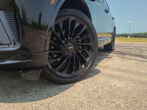 Used 2025 Lincoln Aviator Reserve w/ Equipment Group 201A AWD/4WD image 9