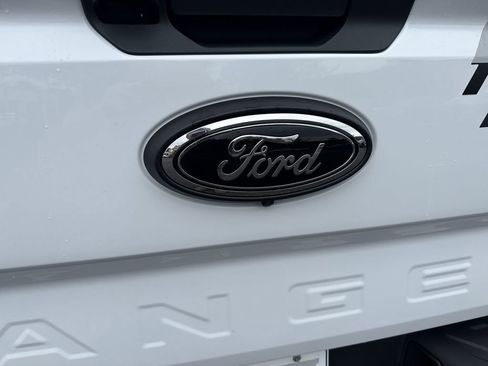 New 2025 Ford Ranger Raptor image 7