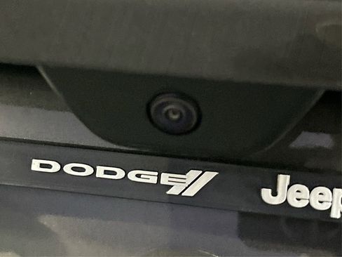 New 2025 Jeep Grand Cherokee L Altitude image 17