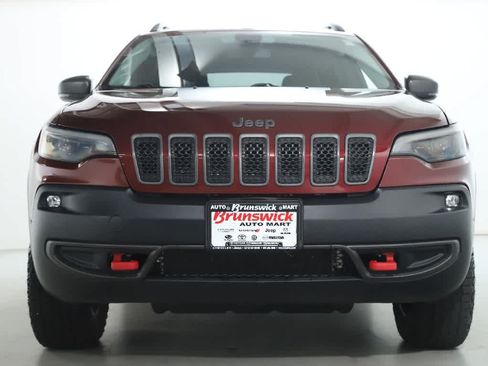 Used 2019 Jeep Cherokee Trailhawk w/ Cold Weather Group AWD/4WD image 5