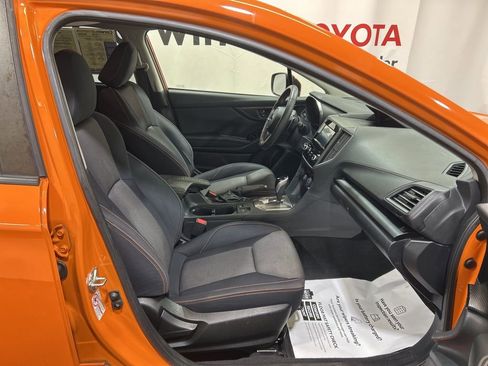 Used 2019 Subaru Crosstrek 2.0i Premium image 12