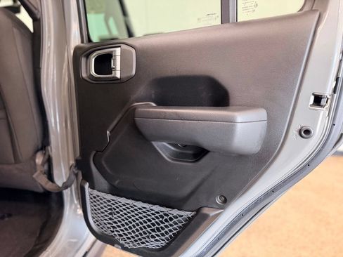 Used 2023 Jeep Wrangler Unlimited w/ Sun & Screen Package AWD/4WD image 21