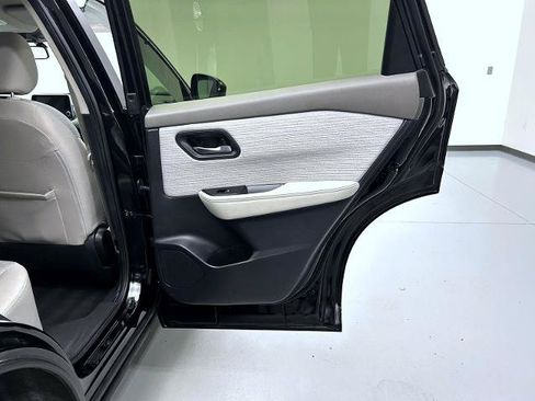 Certified 2023 Nissan Rogue SV AWD/4WD image 17