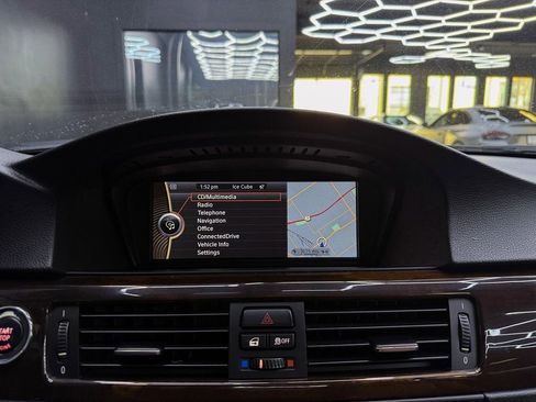 Used 2011 BMW 335i xDrive Coupe image 30