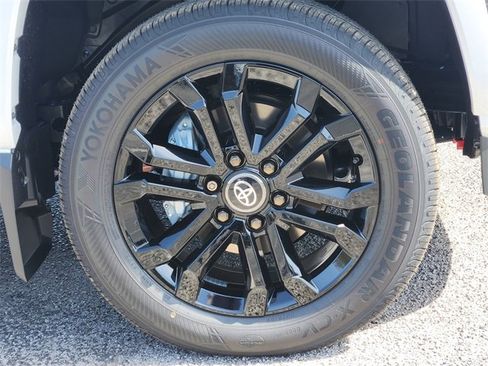 New 2026 Toyota 4Runner 4WD image 7