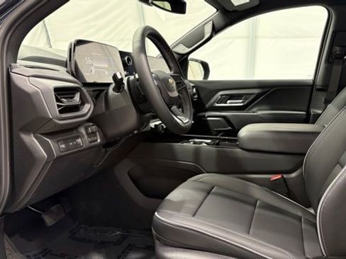 New 2026 Chevrolet Silverado EV LT image 10