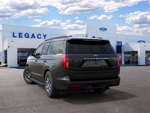 New 2027 Ford Expedition Active RWD image 8