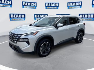 Used 2024 Nissan Rogue SV AWD/4WD video 1