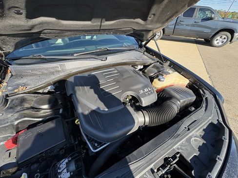 Used 2022 Chrysler 300 S RWD image 18