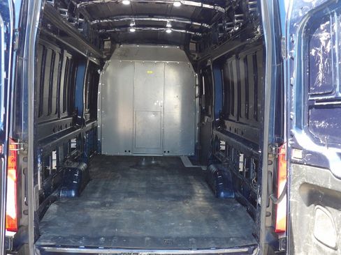 Used 2019 Ford Transit 250 148 High Roof Extended RWD image 28