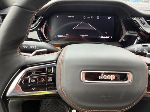 New 2026 Jeep Grand Cherokee L Summit w/ Obsidian Package AWD/4WD image 12
