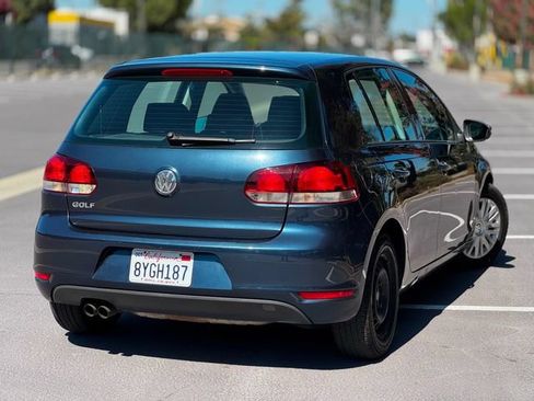 Used 2013 Volkswagen Golf 4-Door FWD image 7