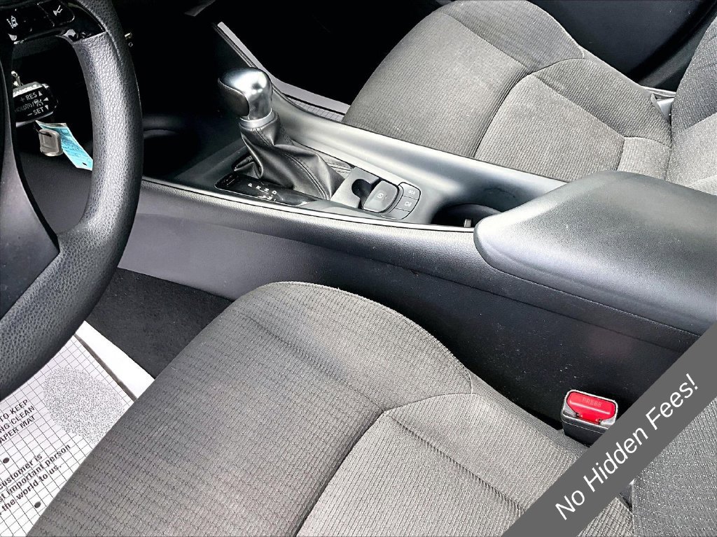 Used 2019 Toyota C-HR LE FWD image 11