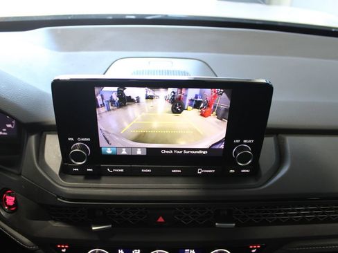 Used 2023 Honda Accord EX image 24
