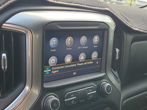 Used 2021 Chevrolet Silverado 1500 LT Trail Boss w/ Convenience Package II AWD/4WD image 31