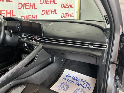 Used 2023 Hyundai Elantra Limited w/ Cargo Package FWD image 13