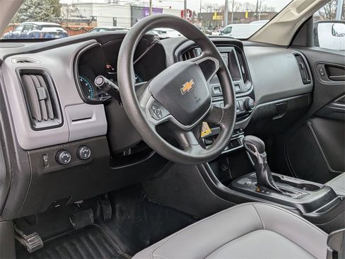 Used 2022 Chevrolet Colorado W/T w/ WT Convenience Package image 10