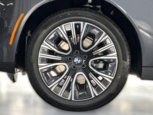 Used 2025 BMW X3 xDrive30i w/ Convenience Package image 11