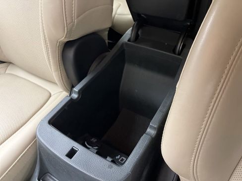 Used 2015 Jeep Cherokee Limited w/ Luxury Group FWD image 25