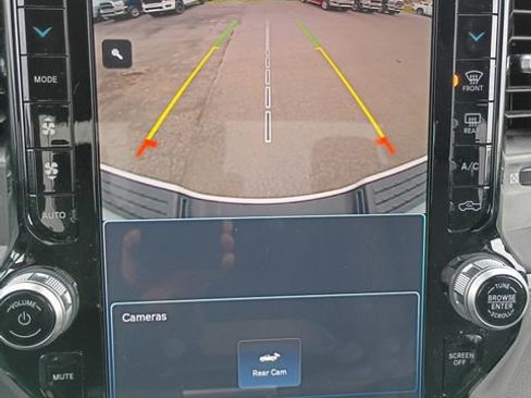 Used 2024 RAM 2500 Big Horn w/ Safety Group AWD/4WD image 16