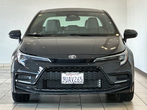 Certified 2025 Toyota Corolla SE w/ Convenience Package image 9